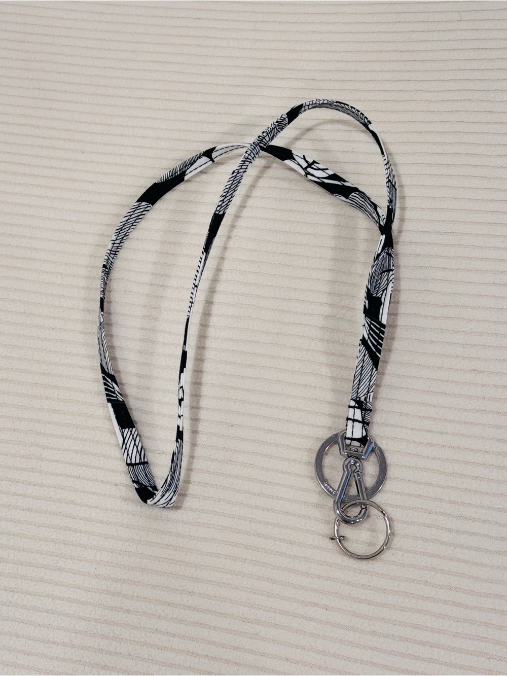 (NWOT) Vera Bradley Lanyard with Silver Hardware